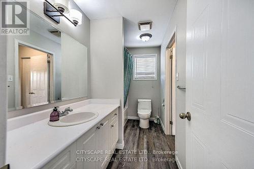 481 Marconi Boulevard, London, ON - Indoor Photo Showing Bathroom