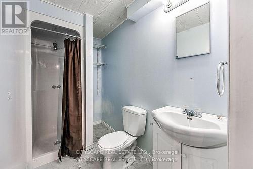 481 Marconi Boulevard, London, ON - Indoor Photo Showing Bathroom