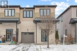 559 RADIANT PRIVATE POINT  Ottawa, ON K2M 0M7