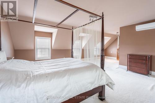 3248 Barchester Court, Mississauga, ON - Indoor Photo Showing Bedroom