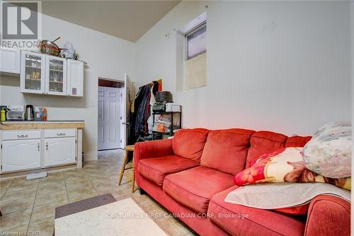 1066 Dundas Street E, London East (East G), ON 