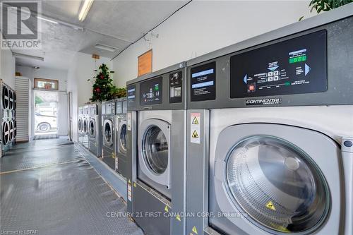 1066 Dundas Street E, London East (East G), ON 