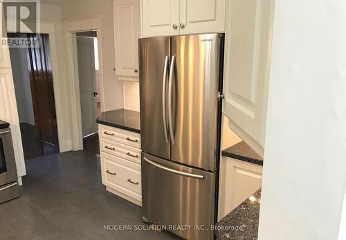 28 Forest Avenue, Mississauga, ON - Indoor Photo Showing Kitchen