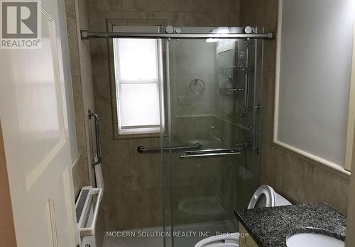 28 Forest Avenue, Mississauga, ON - Indoor Photo Showing Bathroom