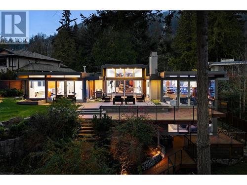 3584 Rockview Place, West Vancouver, BC - Outdoor