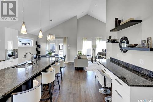 3921 Sandhill Crescent, Regina, SK - Indoor Photo Showing Kitchen With Upgraded Kitchen