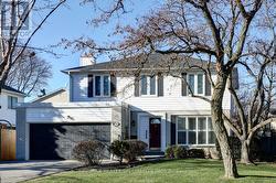 2196 THORN LODGE DRIVE  Mississauga, ON L5K 1K2