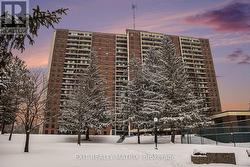 1507 - 665 BATHGATE DRIVE  Ottawa, ON K1K 3Y4