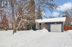 1301 Wilson CRESCENT  Saskatoon, SK S7J 3J8