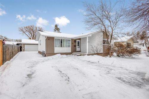 45 Normandy Dr, Winnipeg, MB 