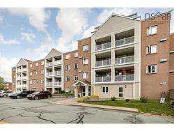 203 15 Langbrae Drive  Halifax, NS B3M 3W5