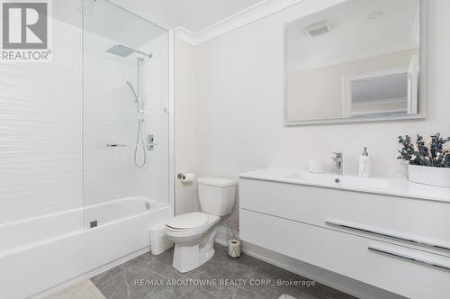 5340 Churchill Meadows Boulevard, Mississauga, ON - Indoor Photo Showing Bathroom