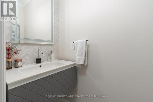 5340 Churchill Meadows Boulevard, Mississauga, ON - Indoor Photo Showing Bathroom