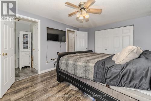 109 Hawkins Drive, Cambridge, ON - Indoor Photo Showing Bedroom