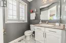 109 Hawkins Drive, Cambridge, ON  - Indoor Photo Showing Bathroom 