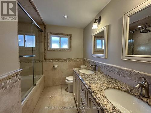 4120 Chadburn Crescent, Mississauga, ON - Indoor Photo Showing Bathroom