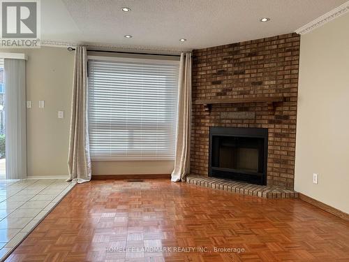 4120 Chadburn Crescent, Mississauga, ON - Indoor Photo Showing Living Room With Fireplace