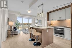 221 - 1575 LAKESHORE ROAD W  Mississauga, ON L5J 0B1