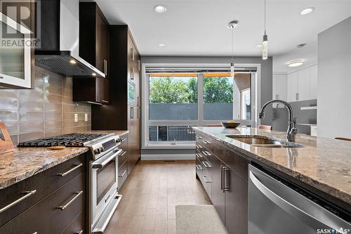 1236 15Th Street E, Saskatoon, SK - Indoor Photo Showing Kitchen With Double Sink With Upgraded Kitchen