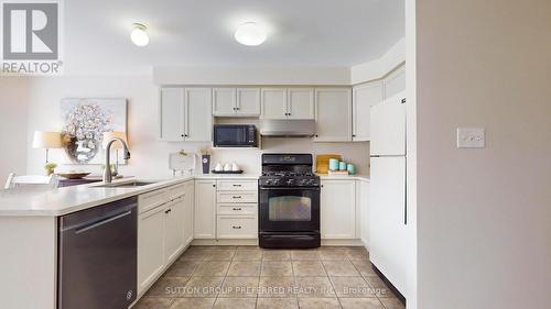 1570 Beaverbrook Avenue, London, ON - Indoor Photo Showing Kitchen