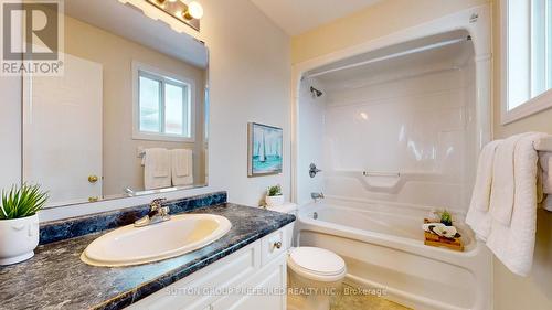 1570 Beaverbrook Avenue, London, ON - Indoor Photo Showing Bathroom