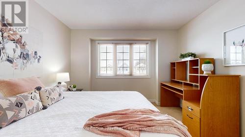 1570 Beaverbrook Avenue, London, ON - Indoor Photo Showing Bedroom