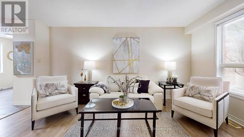 1570 Beaverbrook Avenue, London, ON - Indoor Photo Showing Living Room