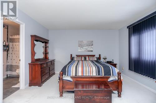 83 Barrydale Crescent, London, ON - Indoor Photo Showing Bedroom