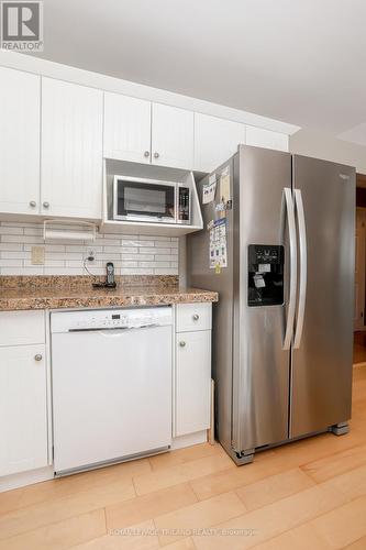 83 Barrydale Crescent, London, ON - Indoor Photo Showing Kitchen