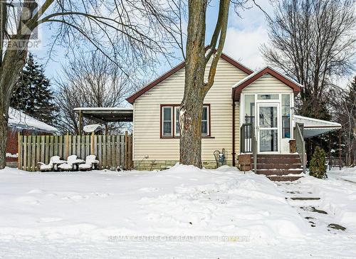 1564 Hartlet Street, London, ON - Outdoor With Facade