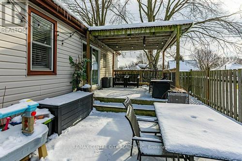 1564 Hartlet Street, London, ON - Outdoor With Deck Patio Veranda