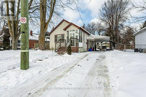 1564 Hartlet Street, London, ON - Outdoor With Facade