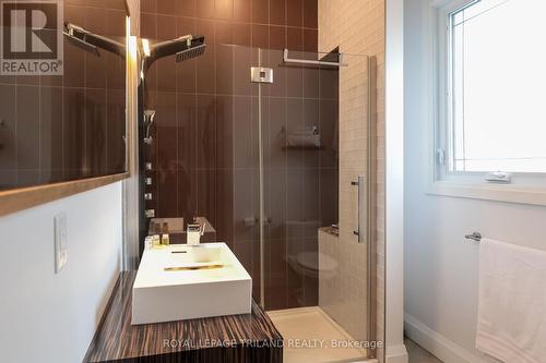 775 Colborne Street, London, ON - Indoor Photo Showing Bathroom