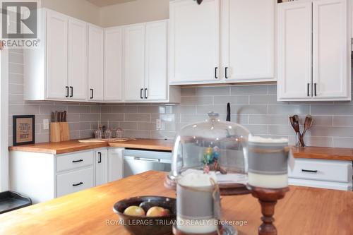 775 Colborne Street, London, ON - Indoor Photo Showing Kitchen