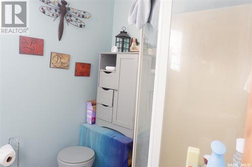 21 3Rd Street E, Willow Bunch, SK - Indoor Photo Showing Bathroom