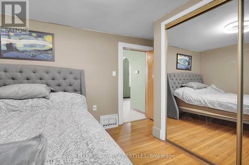 117 Brisbin Street, London, ON - Indoor Photo Showing Bedroom