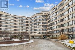 111 - 1001 CEDARGLEN GATE  Mississauga, ON L5C 4R2