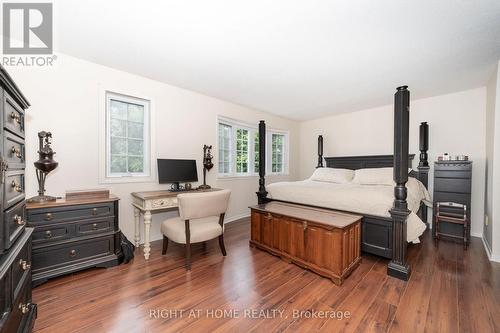 32 Ellisson Way, Ottawa, ON - Indoor Photo Showing Bedroom