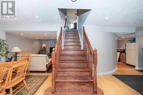 32 Ellisson Way, Ottawa, ON - Indoor Photo Showing Other Room