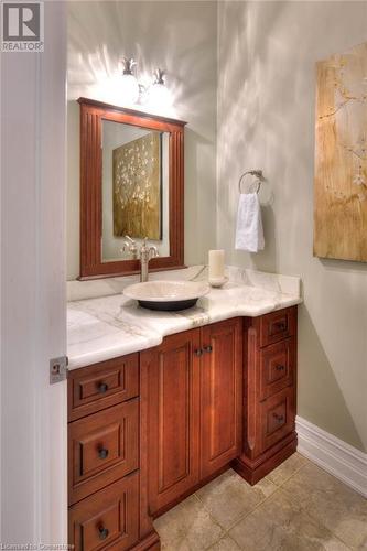 372 River Oak Place, Waterloo, ON - Indoor Photo Showing Bathroom