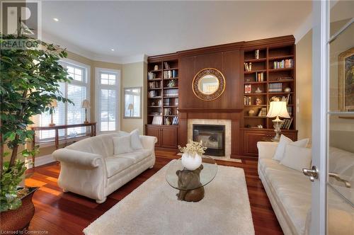 372 River Oak Place, Waterloo, ON - Indoor Photo Showing Living Room With Fireplace