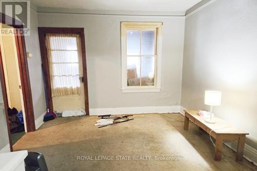 56 East 34Th Street, Hamilton, ON - Indoor Photo Showing Other Room