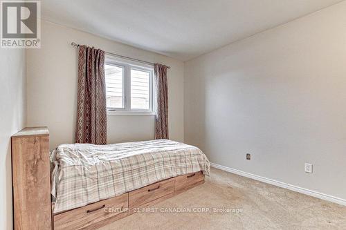 1049 Mahogany Crescent, London, ON - Indoor Photo Showing Bedroom