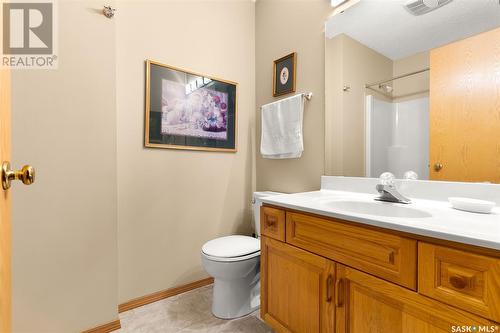 4028 Garnet Street, Regina, SK - Indoor Photo Showing Bathroom