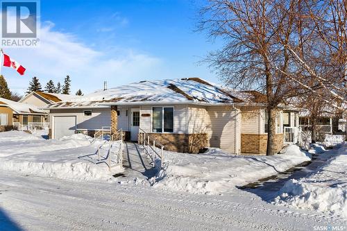 4028 Garnet Street, Regina, SK - Outdoor With Facade