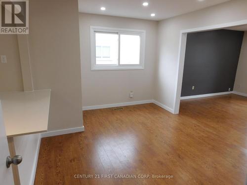 43 Rosamond Crescent, London, ON - Indoor Photo Showing Other Room