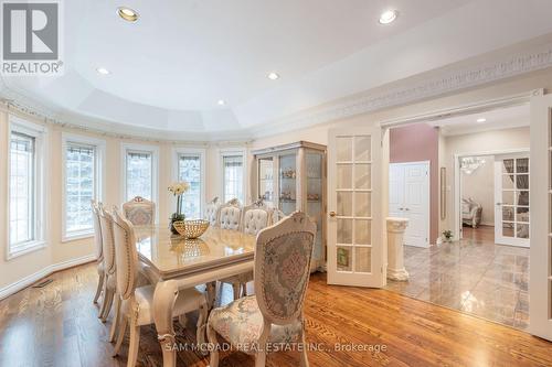 2339 Glengarry Road, Mississauga, ON - Indoor Photo Showing Dining Room