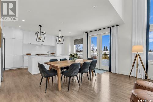 327 Pritchard Crescent, Saskatoon, SK - Indoor Photo Showing Dining Room