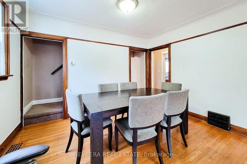 107 Haddon Avenue S, Hamilton, ON - Indoor Photo Showing Dining Room