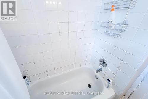 107 Haddon Avenue S, Hamilton, ON - Indoor Photo Showing Bathroom